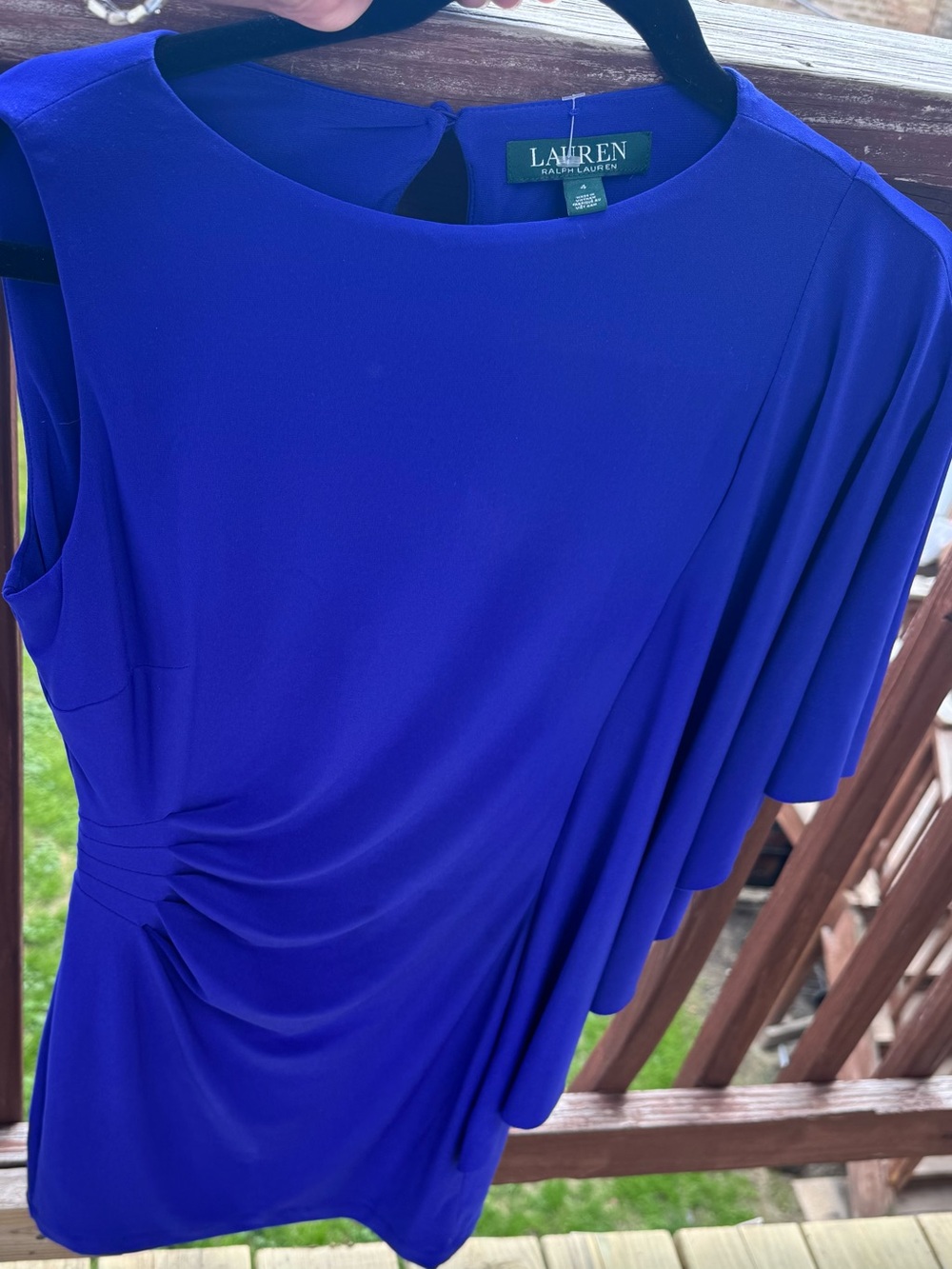 Royal blue dress Lauren Ralph
Lauren Size 4 draped, fully lined